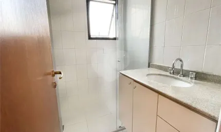 Apartamento com 4 quartos à venda na Rua Algemesi, 120, Vila Andrade, São Paulo, 103 m2 por R$ 650.000