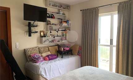 Casa com 3 quartos à venda na Rua Manuel da Cunha, 117, Vila Paulicéia, São Paulo, 201 m2 por R$ 900.000