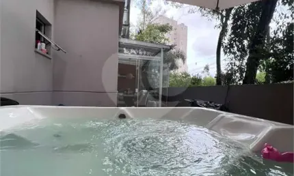 Apartamento com 2 quartos à venda na Rua Alexandre Benois, 17, Vila Andrade, São Paulo, 50 m2 por R$ 625.000