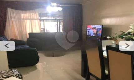Casa com 3 quartos à venda na Avenida Alberto Santos Dumont, 635, Vila Osasco, Osasco, 212 m2 por R$ 640.000
