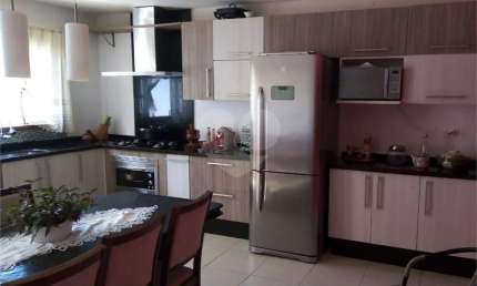 Chácara / sítio com 1 quarto à venda na Rua da Pedra, 13, Chácaras Vista Alegre, Arujá, 231 m2 por R$ 950.000