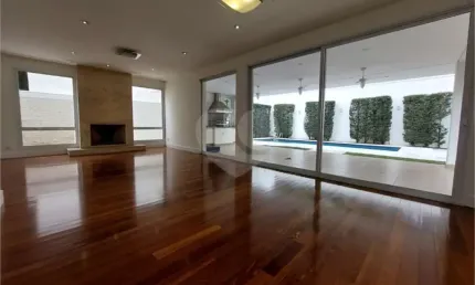 Casa em condomínio fechado com 4 quartos para alugar na Rua Diogo Pereira, 1, Super Quadra Morumbi, São Paulo, 456 m2 por R$ 22.000