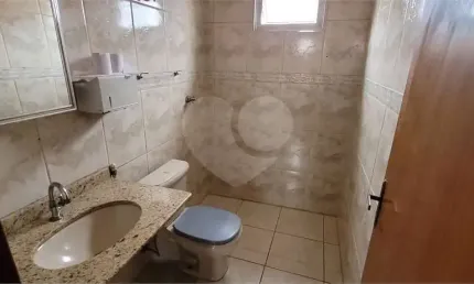 Casa à venda na Rua Topázio, 285, Jardim dos Camargos, Barueri, 405 m2 por R$ 1.700.000