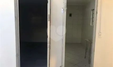 Casa com 9 quartos à venda na Rua Bamboré, 42, Ipiranga, São Paulo, 300 m2 por R$ 2.000.000