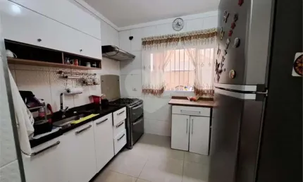 Casa com 4 quartos à venda na Avenida Primavera de Caiena, 70, Parque Santa Madalena, São Paulo, 231 m2 por R$ 600.000