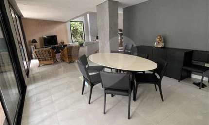 Casa em condomínio fechado com 3 quartos à venda na Alameda das Tulipas, 136, Alphaville, Santana de Parnaíba, 430 m2 por R$ 3.980.000