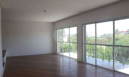 Casa em condomínio fechado com 4 quartos para alugar na Alameda das Camélias, 5890, Alphaville, Santana de Parnaíba, 489 m2 por R$ 28.300