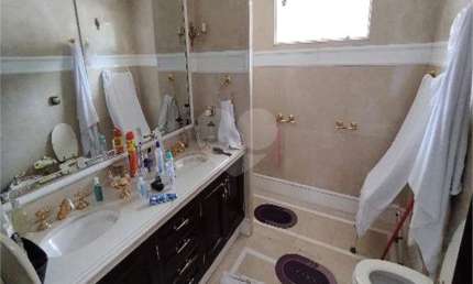 Casa com 4 quartos à venda na Rua Sílvio Portugal, 55, Pacaembu, São Paulo, 344 m2 por R$ 4.800.000