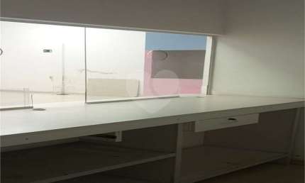 Apartamento para alugar na Rua Clemente Álvares, 65, Lapa, São Paulo, 262 m2 por R$ 35.000