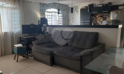 Casa com 4 quartos à venda na Rua Alves Porto, 348, Vila Medeiros, São Paulo, 222 m2 por R$ 800.001