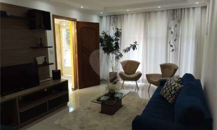 Casa com 2 quartos à venda na Praça Antônio Paganelli, 23, Jardim São João (Jaraguá), São Paulo, 196 m2 por R$ 800.000