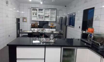 Casa com 6 quartos à venda na Estrada Velha Guarulhos-São Miguel, 2916, Jardim Santa Helena, Guarulhos, 450 m2 por R$ 1.500.000