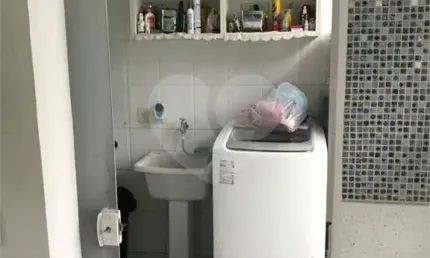 Casa em condomínio fechado com 3 quartos à venda na Rua Sabiá, 1328, Suru, Santana de Parnaíba, 190 m2 por R$ 1.590.000