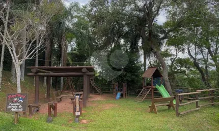 Casa em condomínio fechado com 4 quartos à venda na Rua Apiacás, 104, Aldeia da Fazendinha, Carapicuíba, 386 m2 por R$ 1.950.000