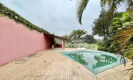 Casa em condomínio fechado com 4 quartos à venda na Rua Mariluz, 36, Chácara São João, Carapicuíba, 409 m2 por R$ 1.480.000
