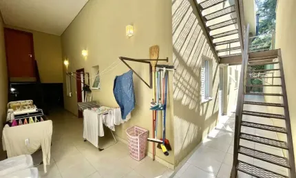 Casa em condomínio fechado com 4 quartos à venda na rua das samambaias, 170, chácara moinho velho, carapicuíba, 453 m2 por r$ 2.300.000
