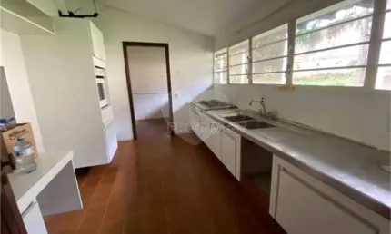 Casa com 5 quartos à venda na Rua Santa Lúcia, 4238, Chácara Santa Lúcia dos Ypes, Carapicuíba, 279 m2 por R$ 1.450.000