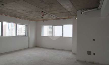 Sala comercial para alugar na Rua Voluntários da Pátria, 2468, Santana, São Paulo, 51 m2 por R$ 9.000
