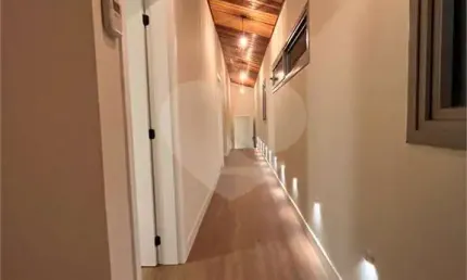 Casa em condomínio fechado com 4 quartos à venda na alameda curitiba, 1, alphaville, santana de parnaíba, 363 m2 por r$ 3.950.000