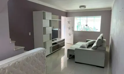 Casa com 3 quartos à venda na Rua Professora Vera Lúcia Nogueira Lucas, 178, Jardim City, Guarulhos, 185 m2 por R$ 640.000