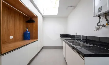 Casa com 3 quartos à venda na Rua Sílvia Celeste de Campos, 102, Alto de Pinheiros, São Paulo, 373 m2 por R$ 6.500.000