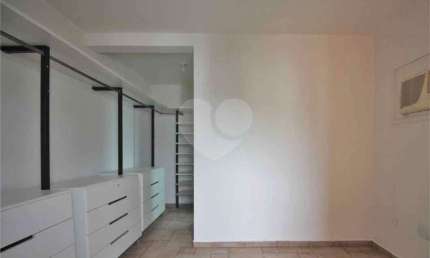 Apartamento com 3 quartos à venda na Rua Barão de Melgaço, 168, Real Parque, São Paulo, 210 m2 por R$ 1.100.000