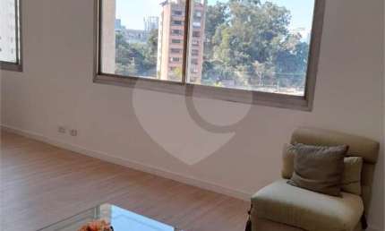 Apartamento com 3 quartos à venda na Rua Mattia Filizzola, 111, Real Parque, São Paulo, 180 m2 por R$ 720.000