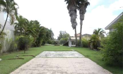 Casa em condomínio fechado com 1 quarto à venda na Avenida Bom Pastor, 1000, Alphaville, Santana de Parnaíba, 650 m2 por R$ 2.200.000