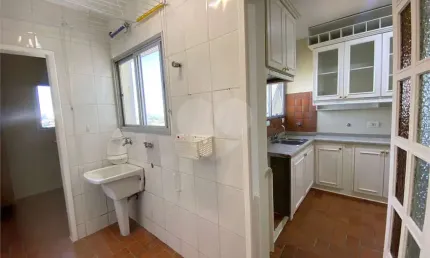 Apartamento com 3 quartos à venda na Rua Antônio Borba, 141, Vila Madalena, São Paulo, 94 m2 por R$ 849.000