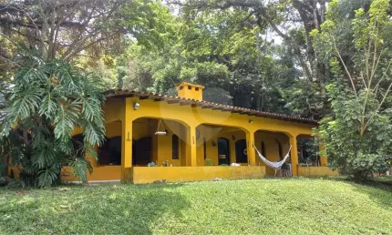 Chácara / sítio com 4 quartos à venda na Estrada Manoel Lages do Chao, 1111, Jardim Caiapia, Cotia, 5000 m2 por R$ 1.450.000