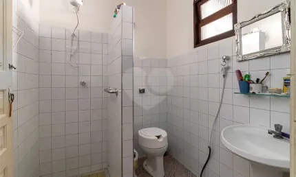 Casa com 4 quartos à venda na Rua Ghers Stenberg Isidoro, 110, Tingidor, Embu das Artes, 325 m2 por R$ 890.000