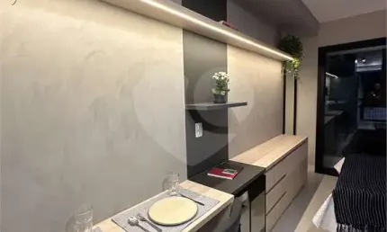 Apartamento à venda na Rua das Gardênias, 25, Mirandópolis, São Paulo, 37 m2 por R$ 782.900