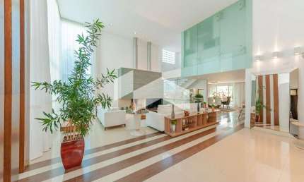 CASA EM CONDOMÍNIO DE ALTO PADRÃO NO CAMPO COMPRIDO