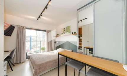 Apartamento com 30 m², 1 quarto para alugar no bairro Centro.