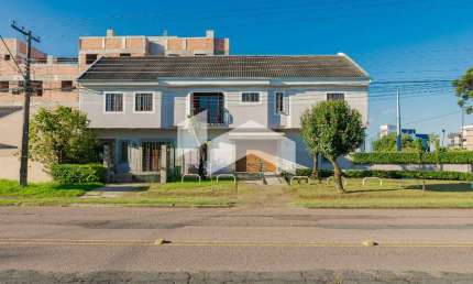 Comercial com 79.2 m²,  para alugar no bairro Cajuru.