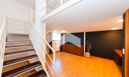 Apartamento com 66 m², 1 quarto para alugar no bairro Bigorrilho.