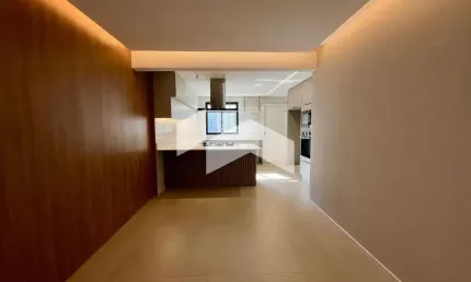 Apartamento com 148 m², 3 quartos sendo 3 suítes para alugar no bairro Bigorrilho.