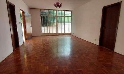 Casa a Venda Centro de Piratininga em Terreno de 600 m2 - SP