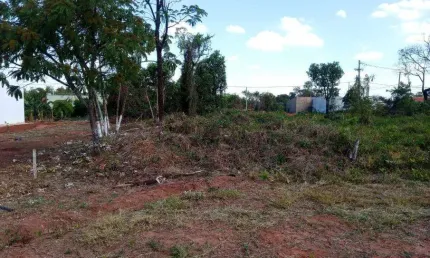Terreno à venda no Vale do Igapó, Bauru 