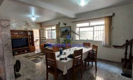 Casa com 4 quartos à venda na Silva Ortiz, --, Floresta, Belo Horizonte por R$ 1.800.000