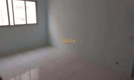 Apto reformado (lado praia, 2 dorms., 1 vaga, Enseada