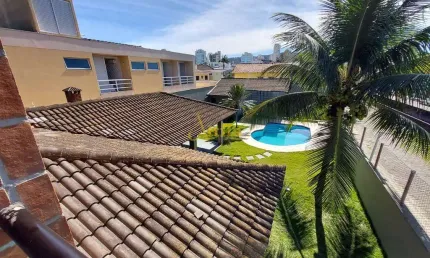Casa frente mar, 4 dorms., piscina, 6 vagas, Enseada