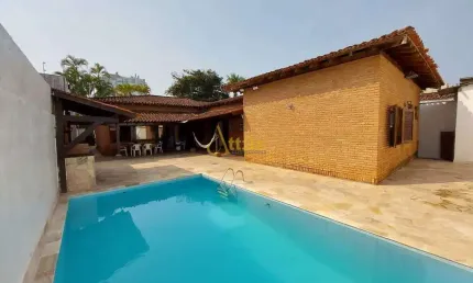 Casa térrea 200mts praia, 4 dorms., piscina, Enseada
