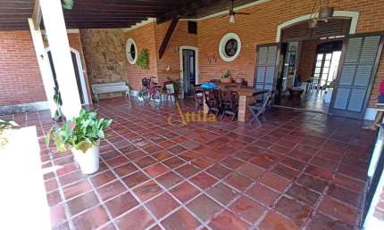 Casa 100mts praia, 5 dorms., terreno de 1059m², Enseada