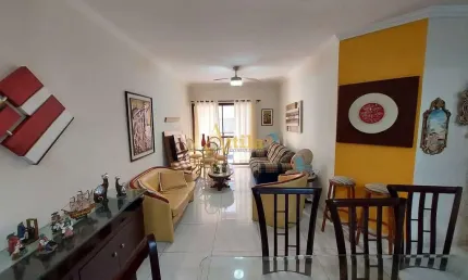Apto 300mts praia Enseada, 3 dorms., sacada, 1 vaga