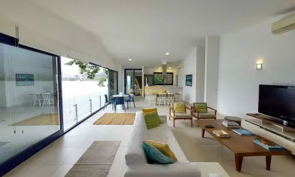 Casa de Condomínio com 3 dorms, Península, Guarujá - R$ 3.5 mi, Cod: 1055
