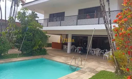 Casa 5 suítes, piscina, 5 vagas, 200mts praia Enseada
