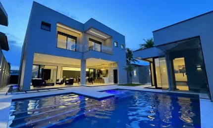 Casa em condomínio fechado com 5 quartos à venda na Rua Norberto Nascimento, 204, Jardim Acapulco, Guarujá