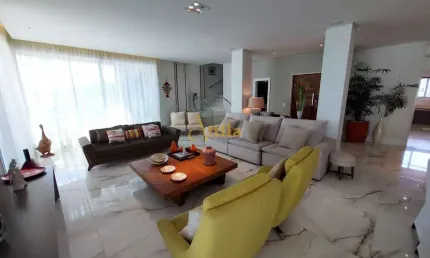 Cobertura 4 suítes, 4 vagas, área de lazer, Enseada