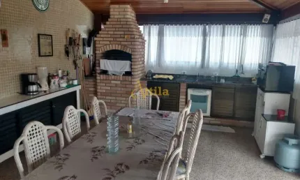Cobertura 200mts praia, 3 suítes, churrasqueira, 1 vaga